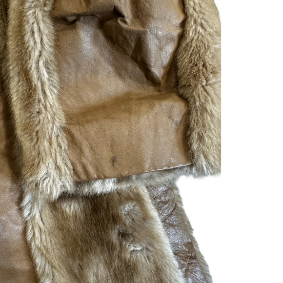 Vintage Hawley International Leather and Fur Coat Size Medium - Picture 3 of 10
